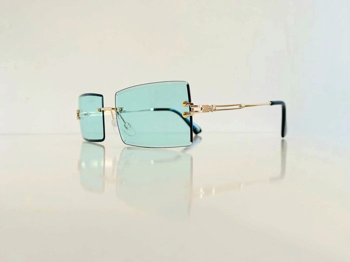 Lunette de soleil mixte percée verres verts uvprotection catégorie 2 - photo numéro 8