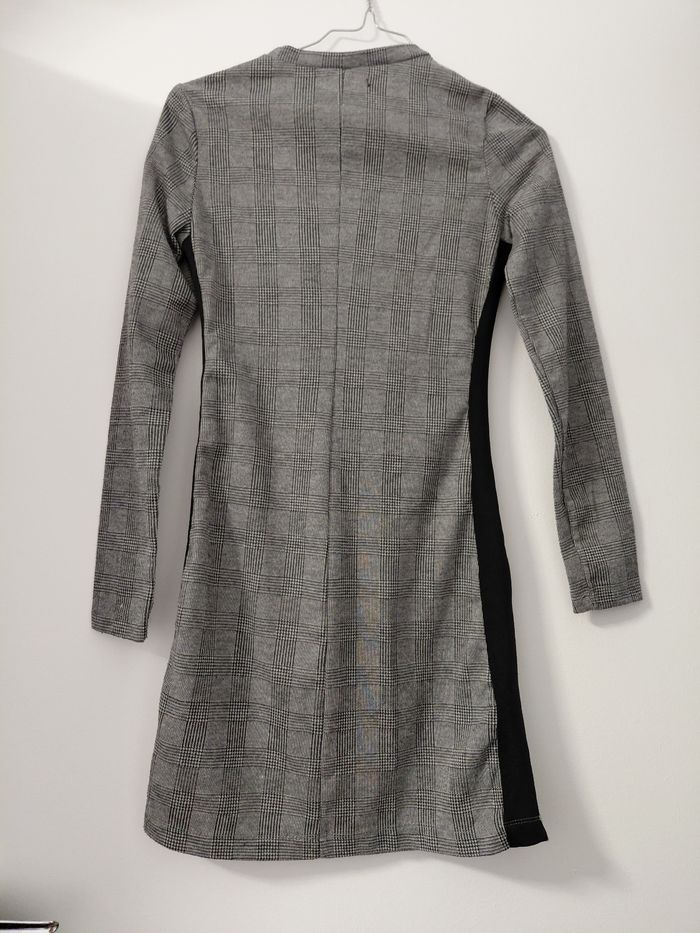 Robe ceintré - photo numéro 2