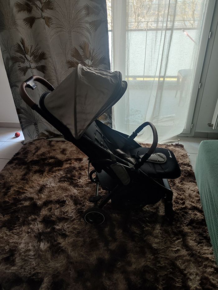 Poussette neuve - photo numéro 3