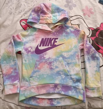 Sweat Nike taille 6/7 ans