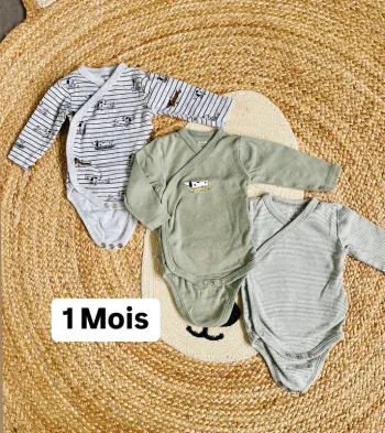 Lot 3 bodies 1 mois garçon