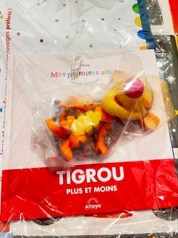 Livre Disney mes premiers amis, inclus la figurine