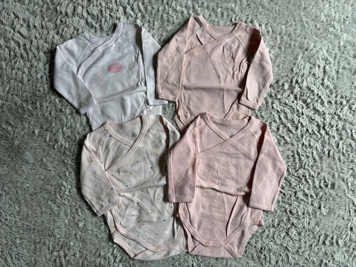 Lot de 4 bodies Petit Bateau