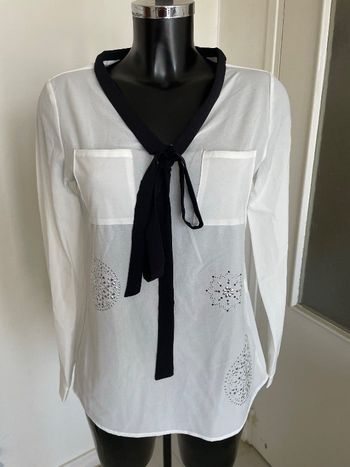 Blouse motifs strass chic classe Desigual taille 36/S