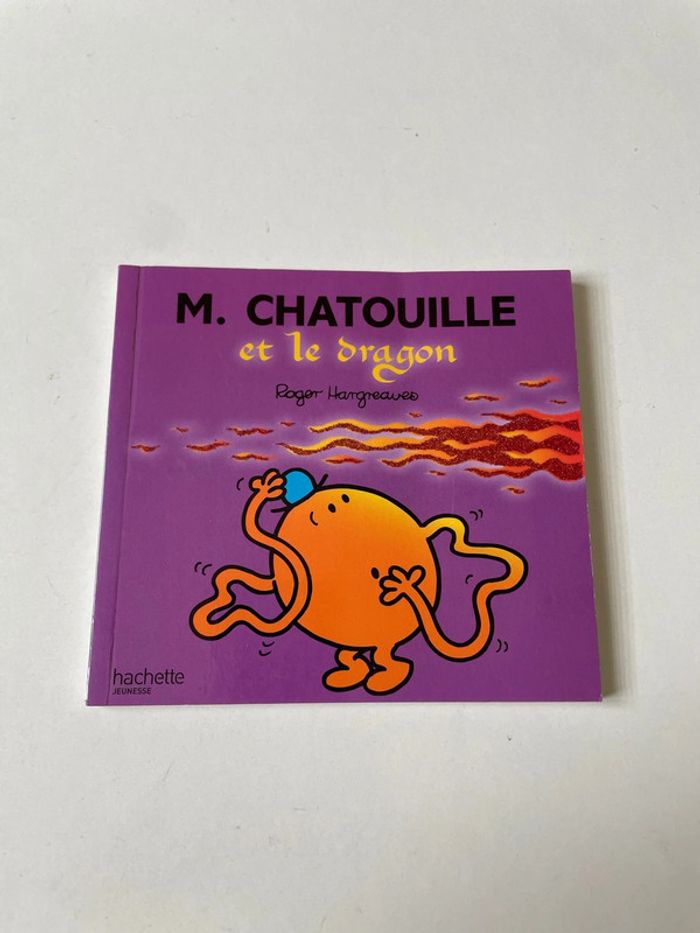 Monsieur chatouille et le dragon