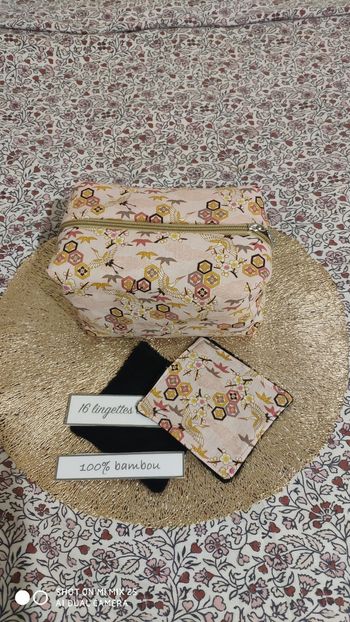 16 lingettes lavables et sa trousse de toilette moltonné