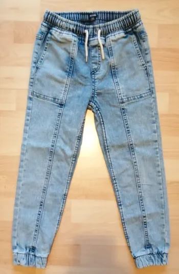 Jean garçon Kiabi 7 ans (120-125 cm)
