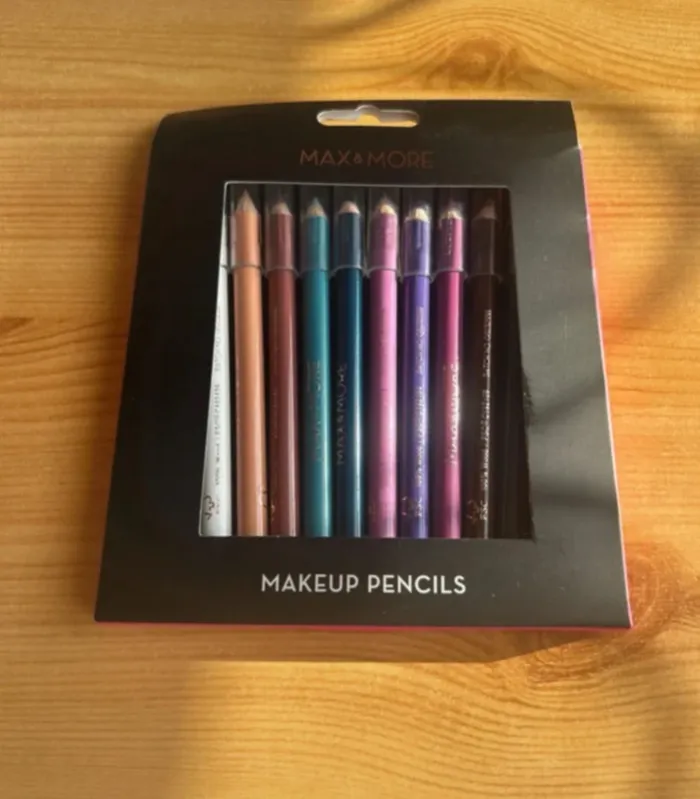 Crayons pour les yeux