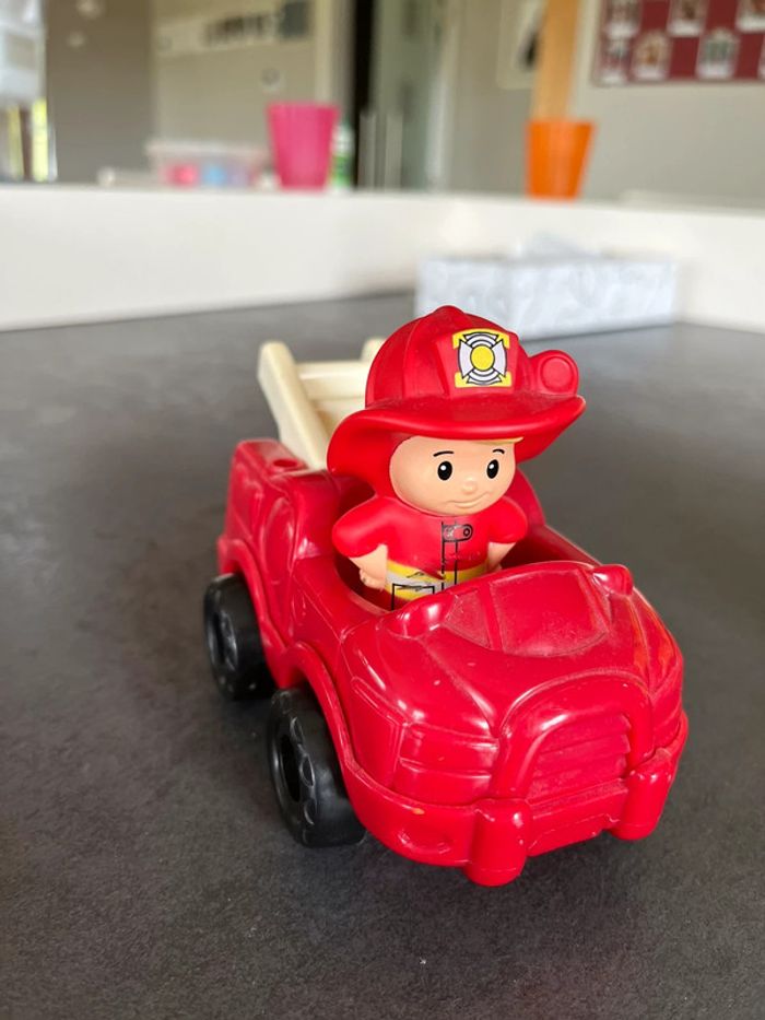 Little people pompier