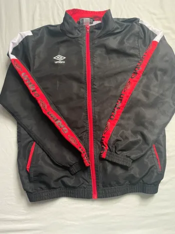 Veste umbro 11/12 ans