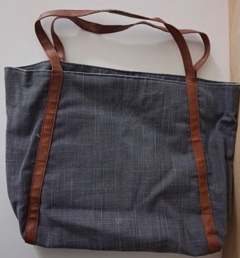 Grand sac à main en jean gris