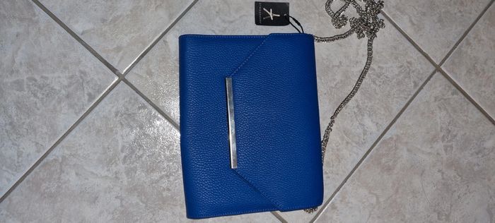 Pochette bandoulière en métal Atmosphere