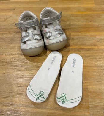 Chaussures Kickers taille 21 sushy