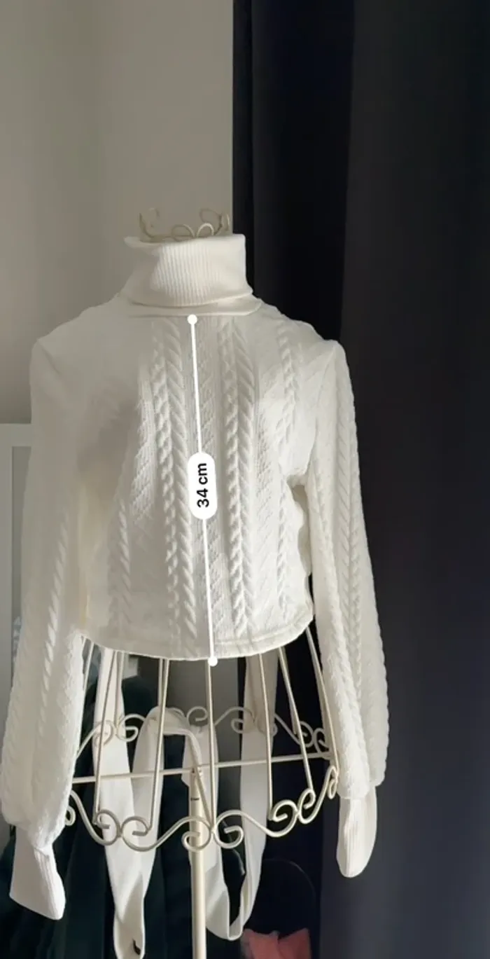 Pull court dos nu Shein – XS - photo numéro 10