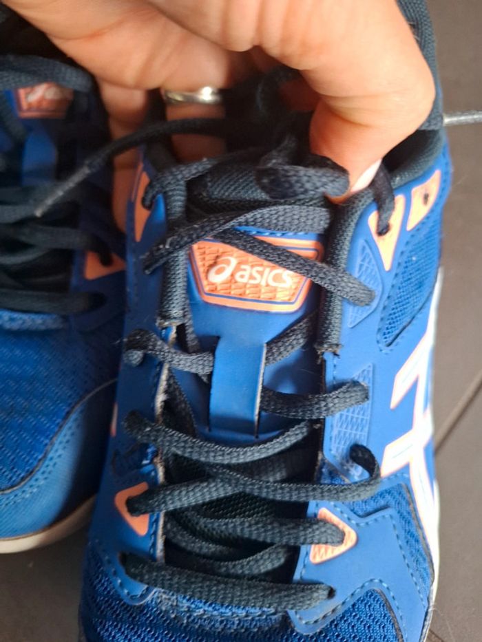 Baskets intérieures ou extérieures Asics 40 - photo numéro 2