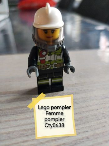Lego minifig femme pompier cty0638