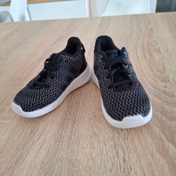Baskets Adidas bébé garçon Pointure 21