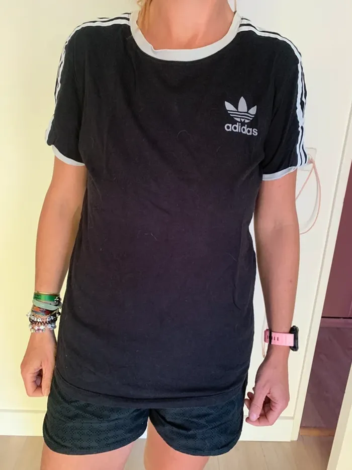 👕 T-shirt noir coton Adidas – Taille 36