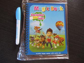 Livre Pat Patrouille de dessin à l'eau magique + crayon (type aquadoodle) neuf