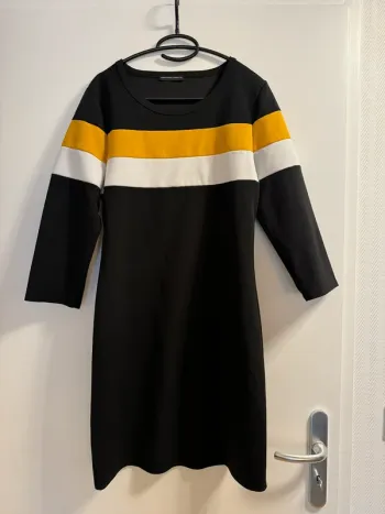 Robe manches 3/4