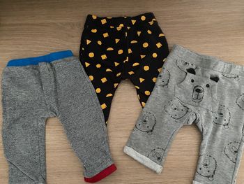 Lot 3 joggings 9 mois