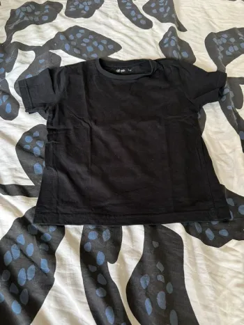 T-shirt noir Gémo 5 ans
