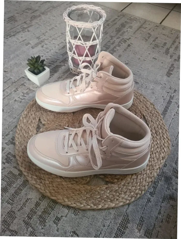 Chaussures neuve taille 38 - photo numéro 5