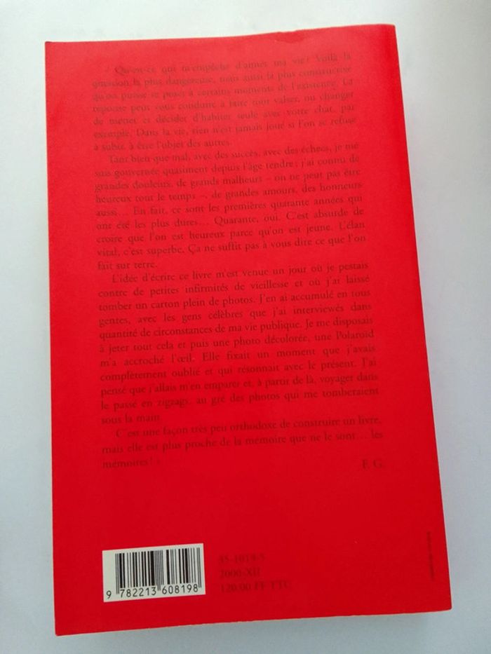 Françoise Giroud 📚 On ne peut pas être heureux tout le temps - photo numéro 2