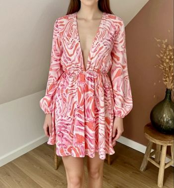 🍃 Robe mi-longue blanc & rose – Love & Lemonade – Taille XS – Très bon état