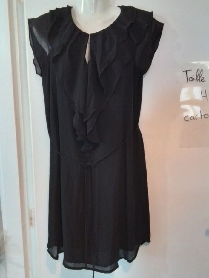 Robe. - photo numéro 4