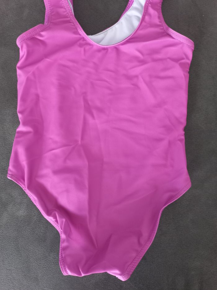Maillot de bain 1 pièce licorne 4/5 ans - photo numéro 3