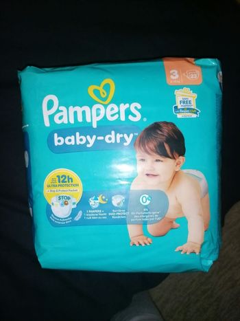 Couches pampers
