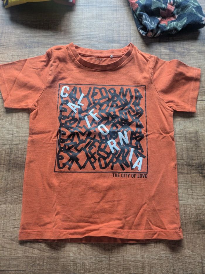 2 Tshirts garçon name it 6 ans - photo numéro 2