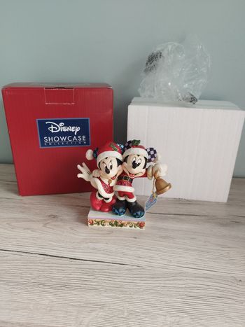 Figurine Disney traditions showcase collection Mickey et Minnie Noël 