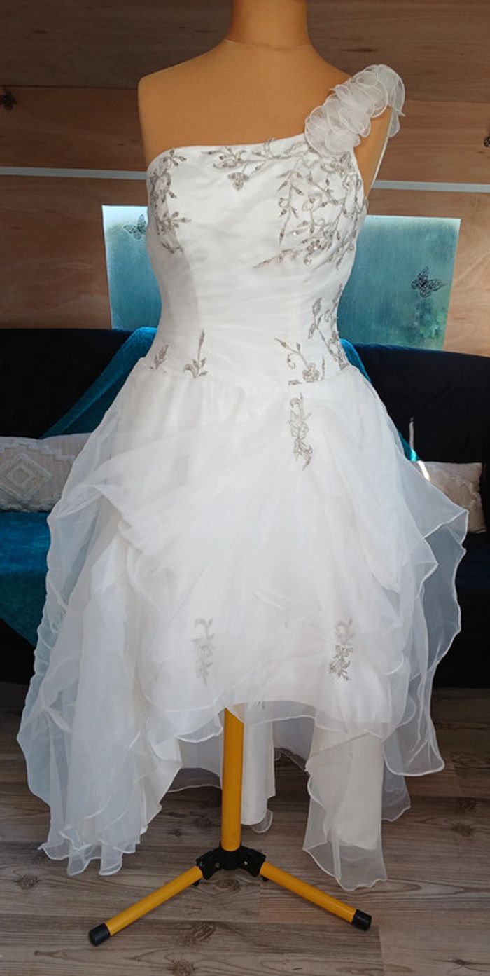 robe de mariée unique taille 38/40 - photo numéro 8