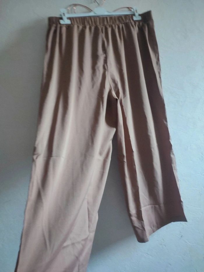 Pantalon Palazzo Fluide – Taille Unique (Grand) , Neuf - photo numéro 4