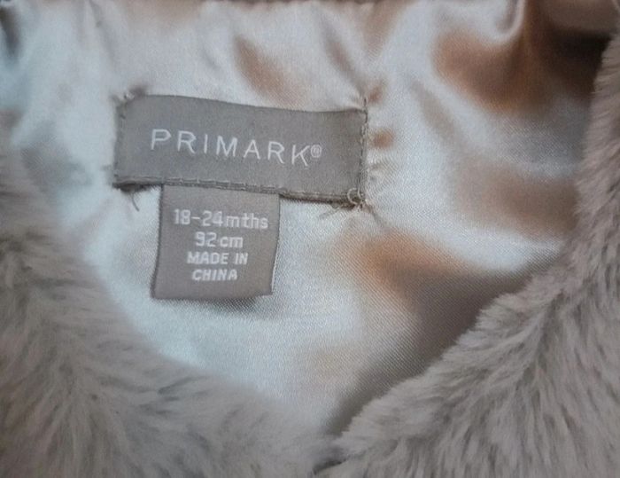 Lot de gilet primark - photo numéro 2