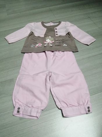 Ensemble pantalon et tee shirts manches longues 12 mois