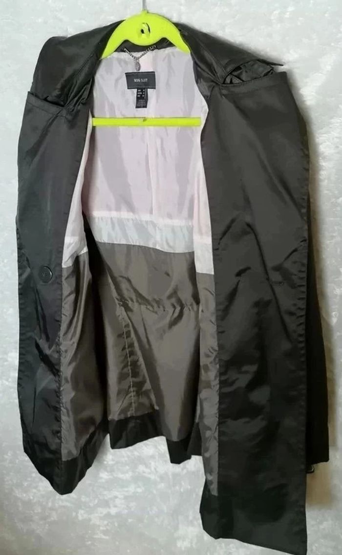 Trench noir ceinture rouge Mango Suit - photo numéro 15