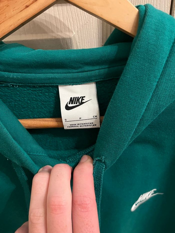 pull nike vert S - photo numéro 2