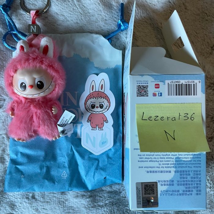 Peluche LABUBU Pin for Love – Lettre N (POP MART)