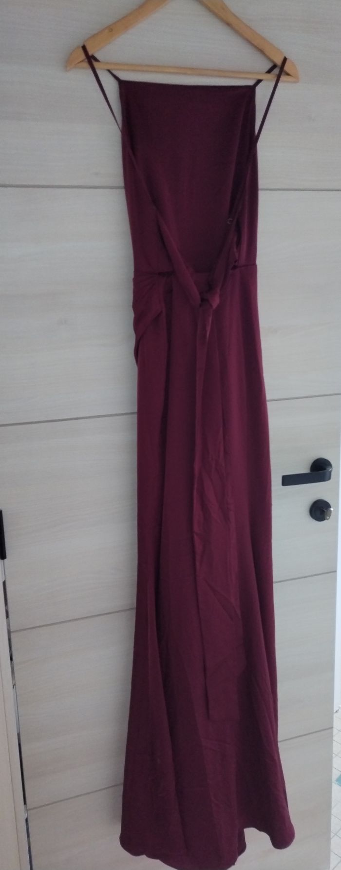 Robe cérémonie pourpre ASOS - photo numéro 2
