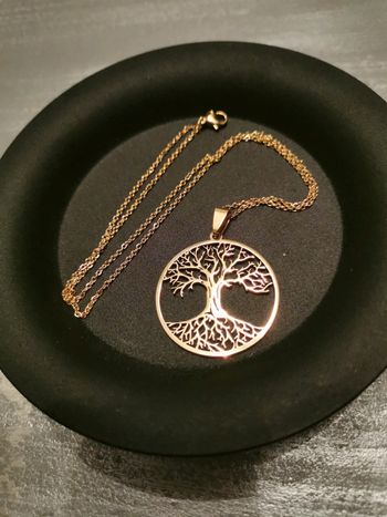 Chaîne et pendentif arbre de vie doré