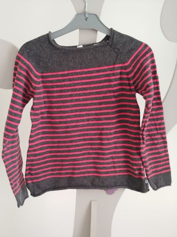 Pull en laine gris à rayures fuschia Okaïdi taille 8 ans