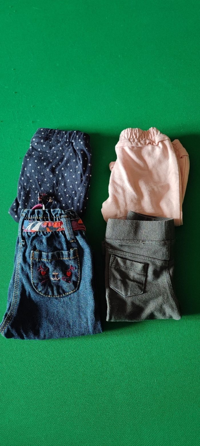 Lot 4 pantalons 3 mois