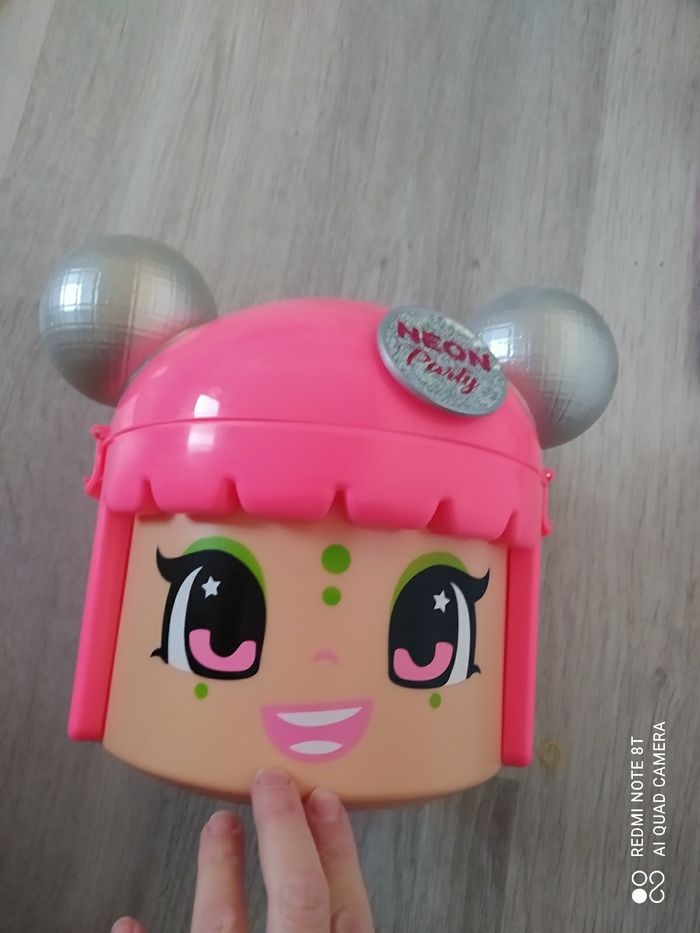 Poupee ponypon