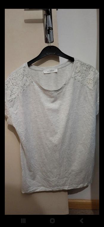 T-shirt broderie