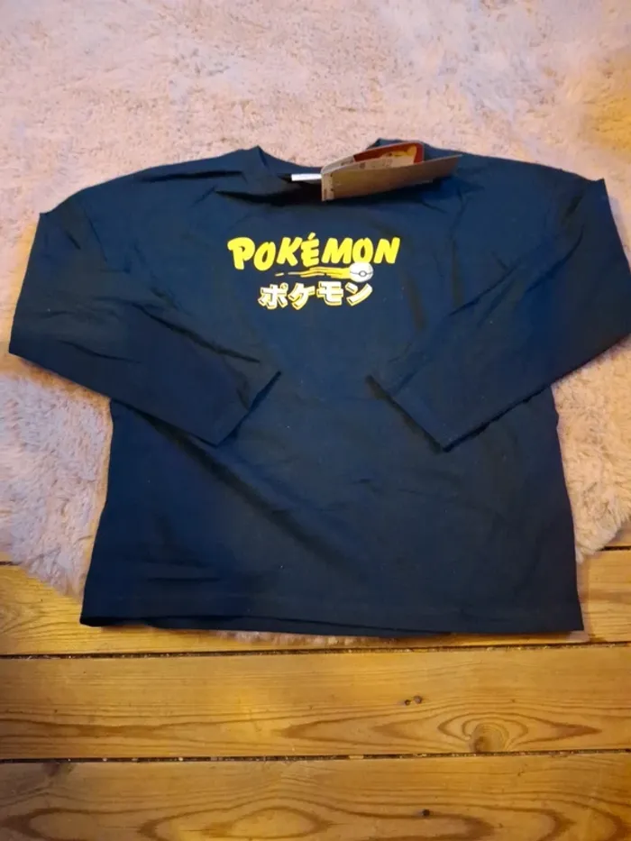 Tshirt pokemon taille 8 ans