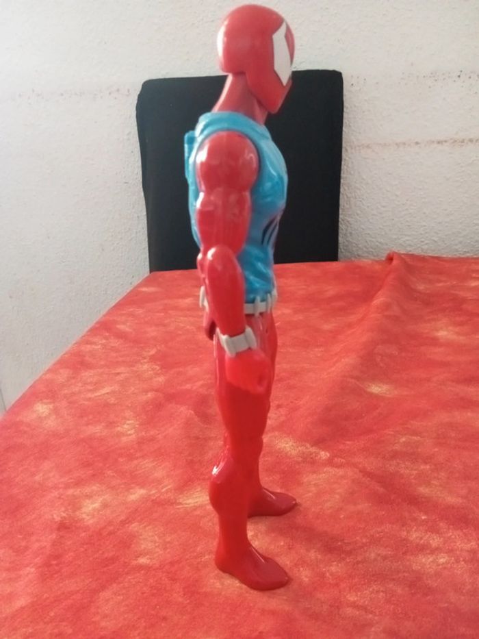 Spider-Man rouge, Scarlet spider, marvel 2016 - photo numéro 3