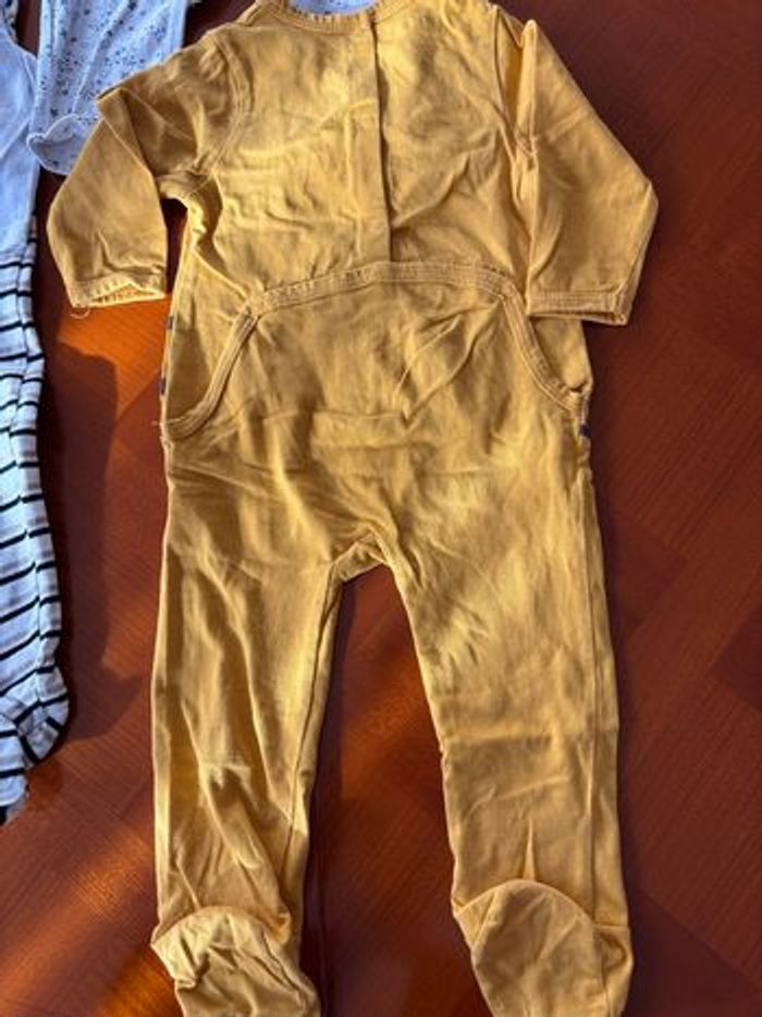 Pyjamas bébé - photo numéro 2